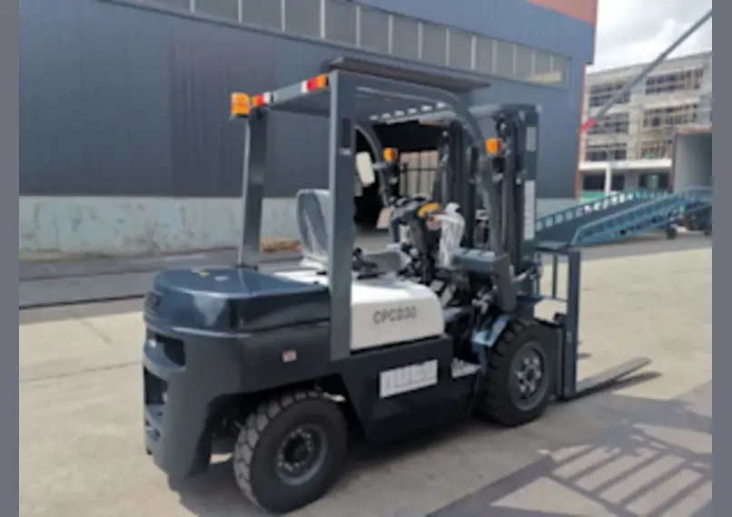 VENDO MONTACARGAS NUEVOS – DIESEL Y GASOLINA